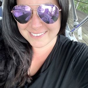 Meet your Posher, Brenda